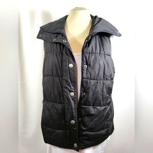 Old Navy black puffer vest, women's M  #1191